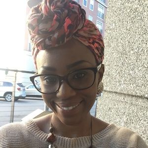 Meet your Posher, Kenetha